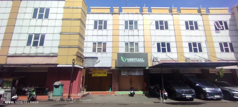 Hanya 2 M saja jarang ada boleh cek sebelah jual cepat ruko golden boulevard BSD City