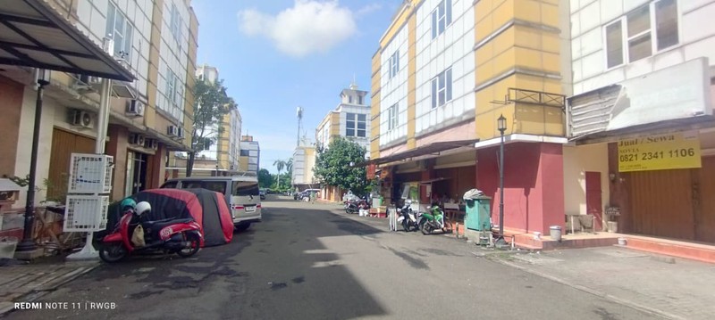 Hanya 2 M saja jarang ada boleh cek sebelah jual cepat ruko golden boulevard BSD City
