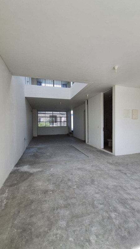 DIJUAL/SEWAKAN SOHO/RUMAH USAHA 3 LANTAI GRAHA NATURA JALAN UTAMA GRAHA NATURA SURABAYA BARAT