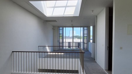 DIJUAL/SEWAKAN SOHO/RUMAH USAHA 3 LANTAI GRAHA NATURA JALAN UTAMA GRAHA NATURA SURABAYA BARAT