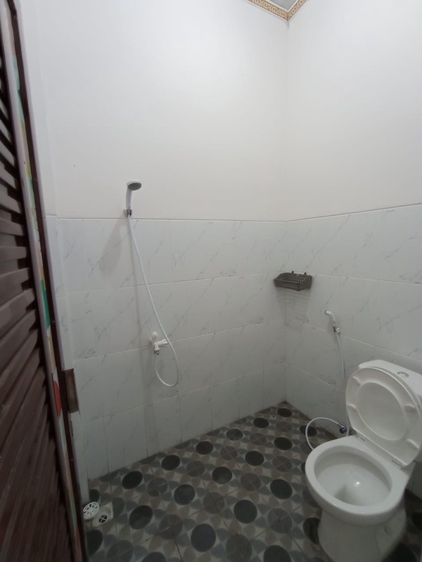 Disewakan Cepat! Ruko Strategis di Timur Stadion Maguwoharjo, Sleman