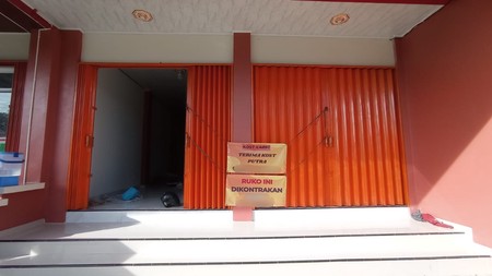 Disewakan Cepat! Ruko Strategis di Timur Stadion Maguwoharjo, Sleman