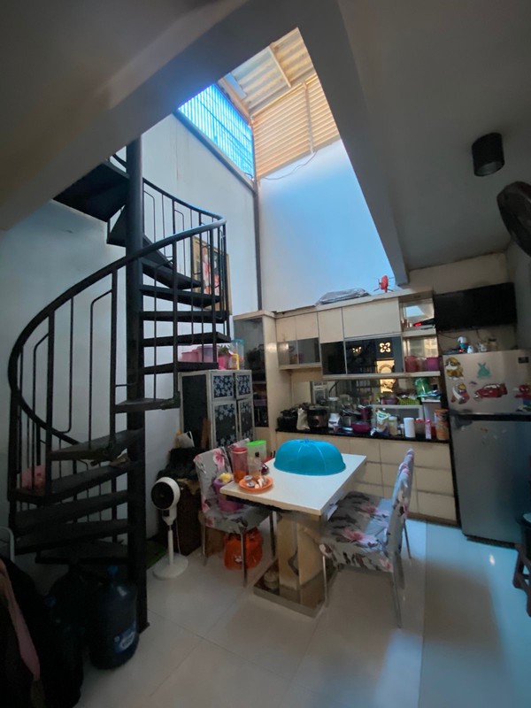 Dijual Rumah Aries Surabaya Timur Lokasi Strategis Dekat Galaxy Mall