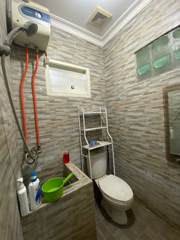 Dijual Rumah Aries Surabaya Timur Lokasi Strategis Dekat Galaxy Mall