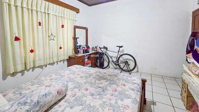 Dijual Rumah Tinggal di Jl Raya Kelapa Dua Kebon Jeruk