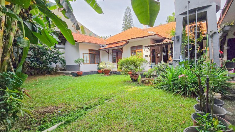 Dijual Rumah Tinggal di Jl Raya Kelapa Dua Kebon Jeruk