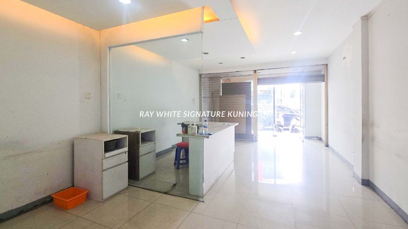 Dijual Ruko Siap Pakai Di Mampang Prapatan Raya 