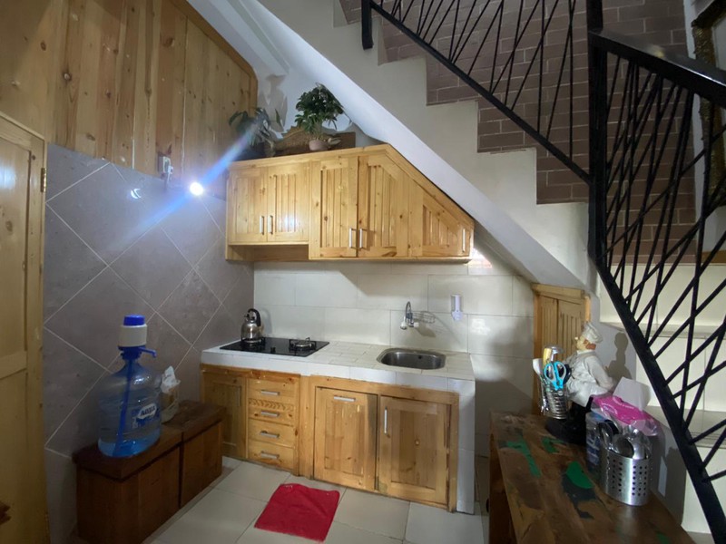 RUMAH CANTIK MINIMALIS, POSISI HOEK DI GRAND NUSA INDAH CILEUNGSI