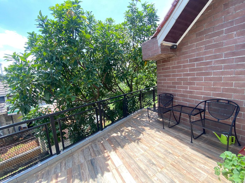 RUMAH CANTIK MINIMALIS, POSISI HOEK DI GRAND NUSA INDAH CILEUNGSI