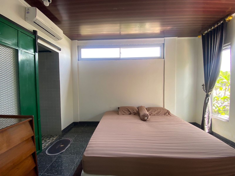 RUMAH CANTIK MINIMALIS, POSISI HOEK DI GRAND NUSA INDAH CILEUNGSI