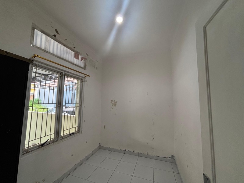 Rumah Cantik Satu Lantai di Cibubur Village 3 Jakarta Timur 