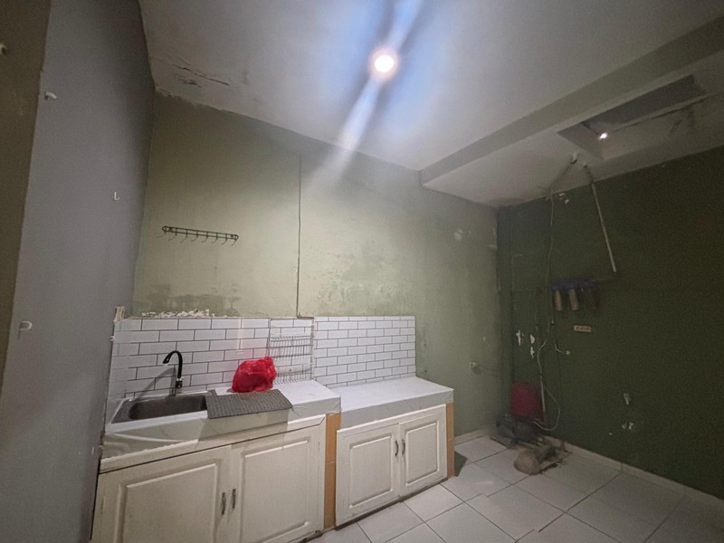 Rumah Cantik Satu Lantai di Cibubur Village 3 Jakarta Timur 