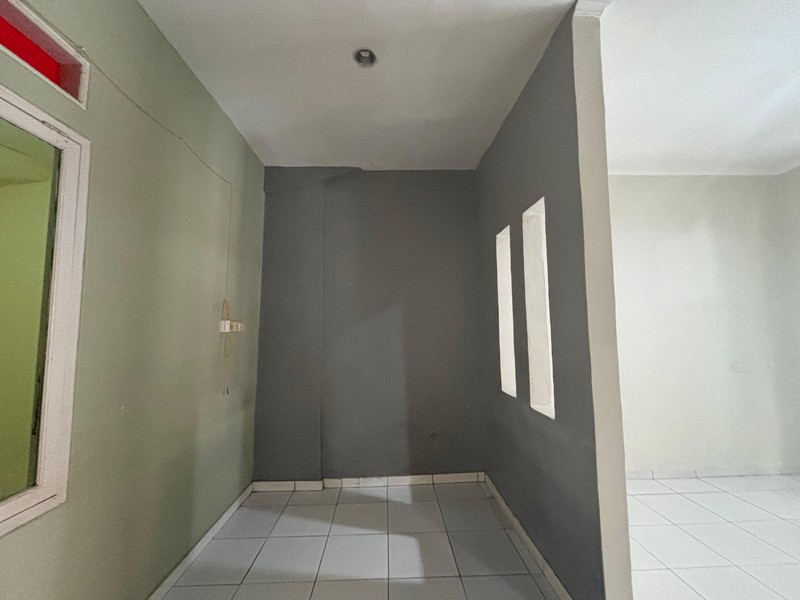 Rumah Cantik Satu Lantai di Cibubur Village 3 Jakarta Timur 