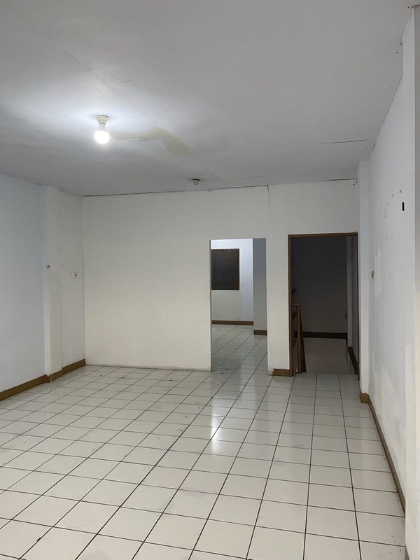 Ruko Arya Putra Pinggir Jalan Utama