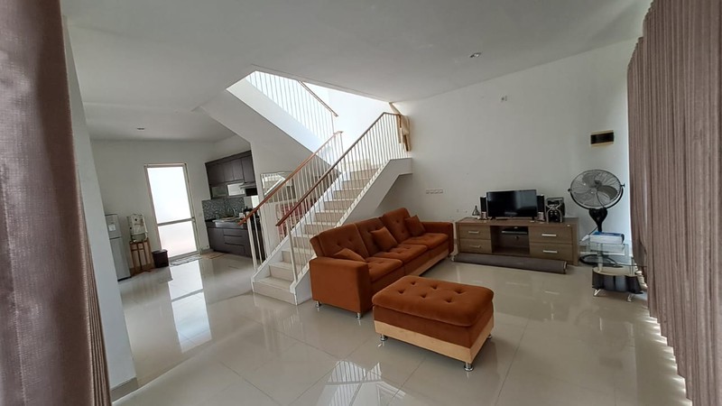 MURAH  Dijual Rumah Villa The Taman Dayu Pandaan Jatim- Grand Riviera - Bonus Semi Furnished Spesial Kolam Renang Depan Rumah Langsung - Udara Sejuk - Taman Hijau Asri Strategis Dekat Akses Tol, Fasil