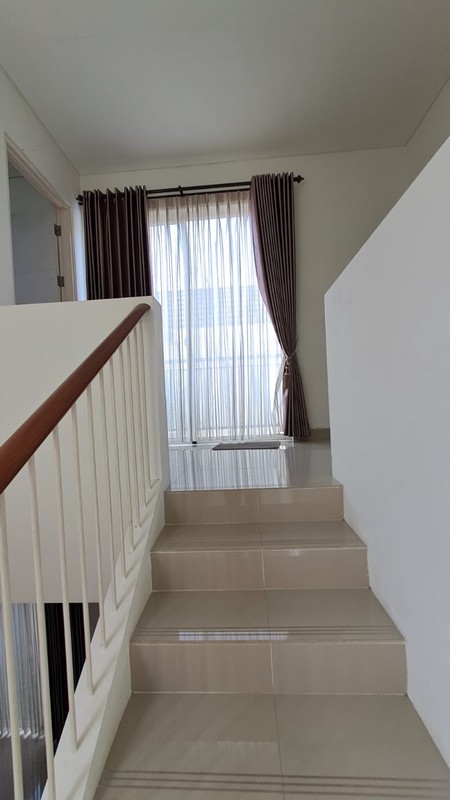 MURAH  Dijual Rumah Villa The Taman Dayu Pandaan Jatim- Grand Riviera - Bonus Semi Furnished Spesial Kolam Renang Depan Rumah Langsung - Udara Sejuk - Taman Hijau Asri Strategis Dekat Akses Tol, Fasil