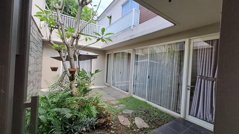 MURAH  Dijual Rumah Villa The Taman Dayu Pandaan Jatim- Grand Riviera - Bonus Semi Furnished Spesial Kolam Renang Depan Rumah Langsung - Udara Sejuk - Taman Hijau Asri Strategis Dekat Akses Tol, Fasil