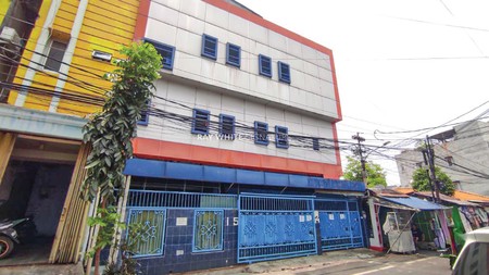 Dijual Rumah Tinggal dan Kost di Jl Kramat Lontar