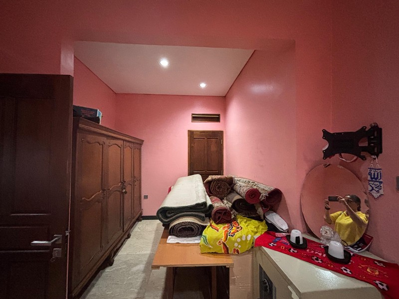 Rumah Besar 2 Lantai di Jl. Raya Bogor Kramatjati Jak Tim