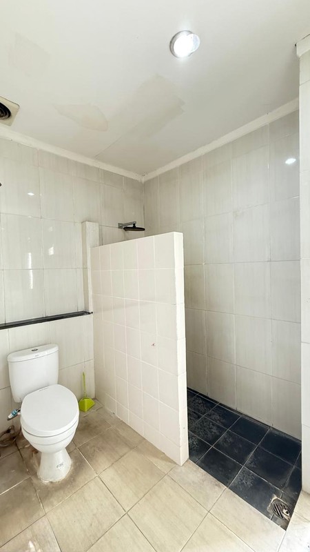 Rumah Bagus di Bintaro Jaya dengan KT 4+1 KM 3+1 Surat SHM @Sektor 7