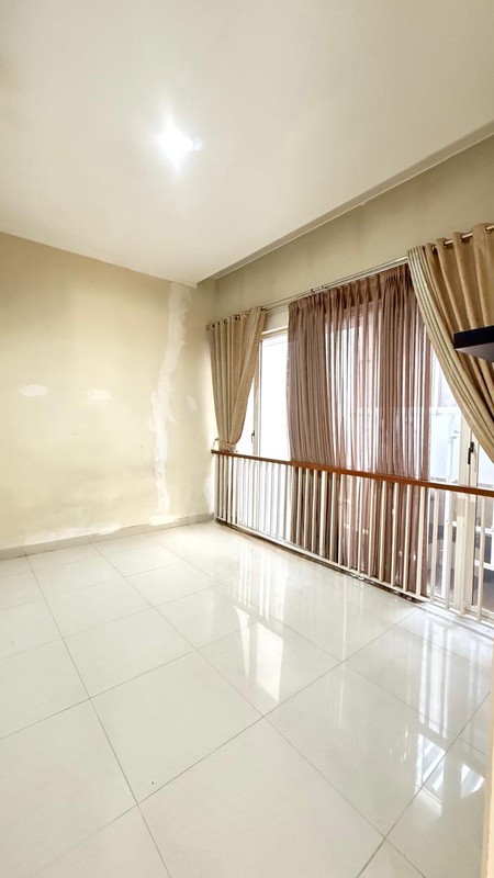 Rumah Bagus di Bintaro Jaya dengan KT 4+1 KM 3+1 Surat SHM @Sektor 7