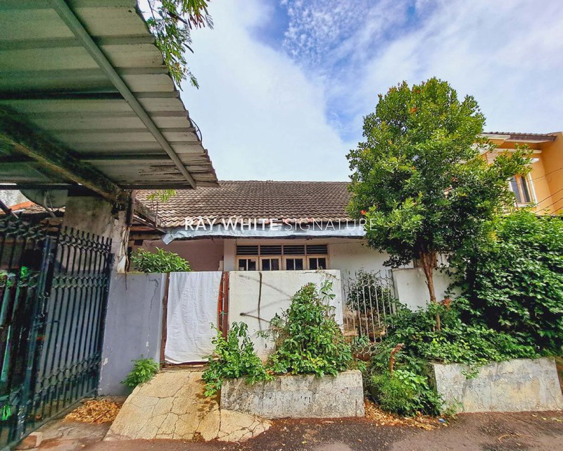 Dijual Rumah Hitung Tanah di Ciledug