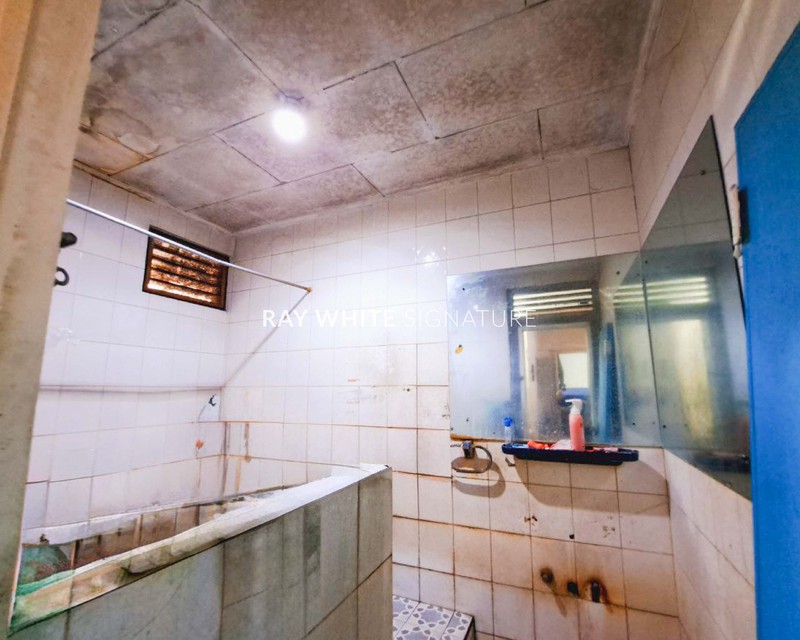 Dijual Rumah Hitung Tanah di Ciledug