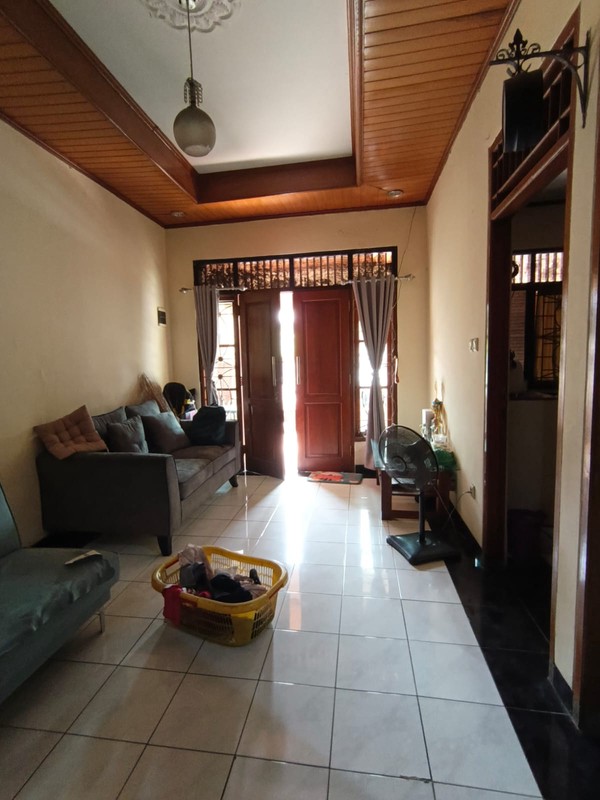 Rumah Murah Bagus Siap Huni dengan Hunian Nyaman dan Asri di Ciputat