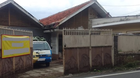 Rumah Hitung Tanah, LT 720 m2 Cocok Dijadikan Kos2an Dekat Mal PGC, Di Kramat Jati