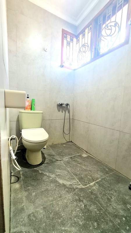 Dijual Rumah di Kebon Kacang, Tanah Abang, Jakarta Pusat - Lokasi Strategis Dekat Thamrin & Bundaran HI