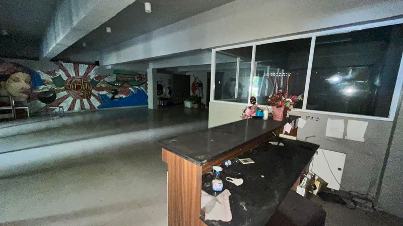  Disewakan Ruko 2 Lantai Dengan Area Parkir Luas Di Jalan Utama Magelang.