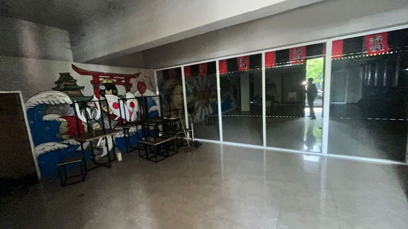  Disewakan Ruko 2 Lantai Dengan Area Parkir Luas Di Jalan Utama Magelang.