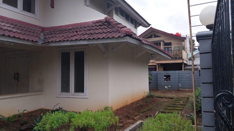 Rumah Nyaman di Bintaro Jaya Sektor 2 - Lokasi Strategis & Lingkungan Asri