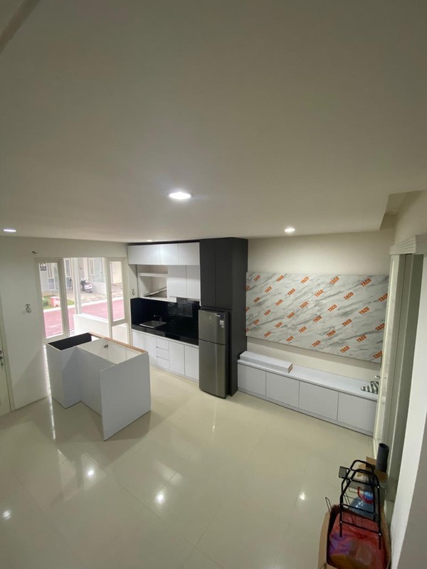 Rumah Dijual Dian Istana Wiyung Surabaya