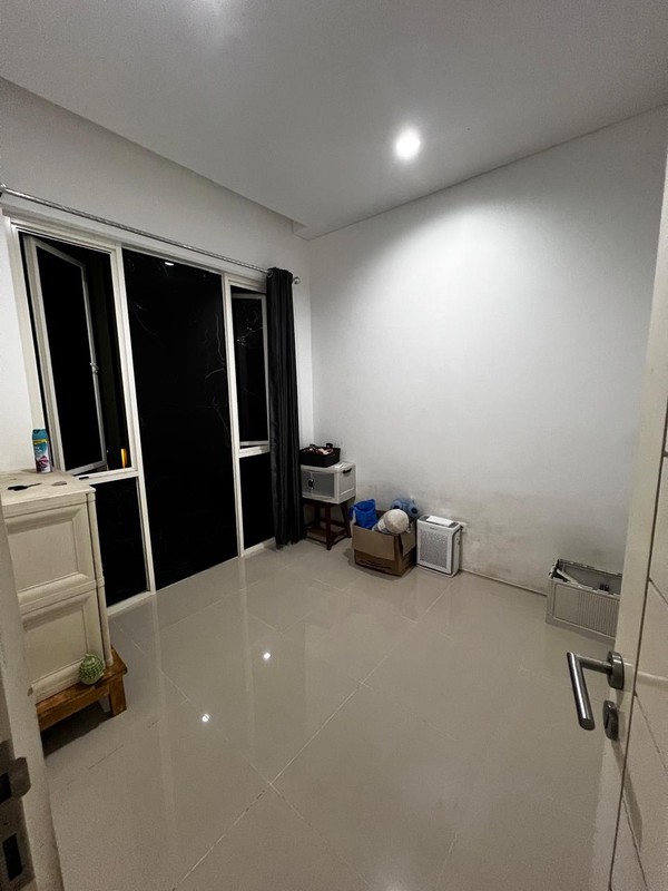 Rumah Dijual Dian Istana Wiyung Surabaya