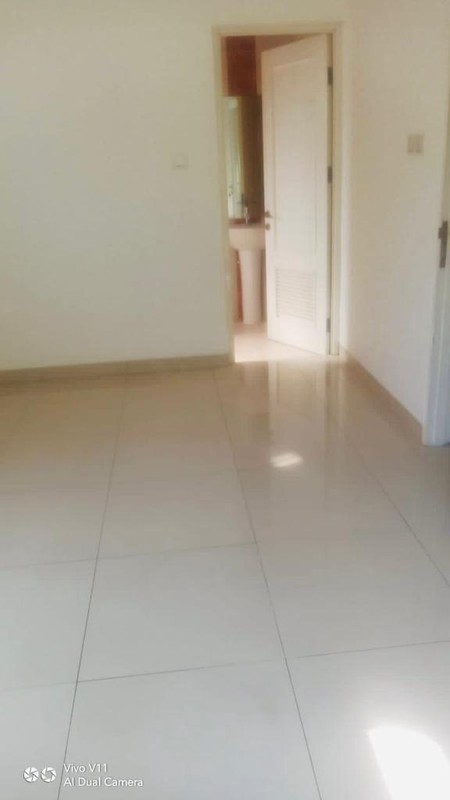 Hot Rent. Rumah bagus Residence One, posisi hoek.. 