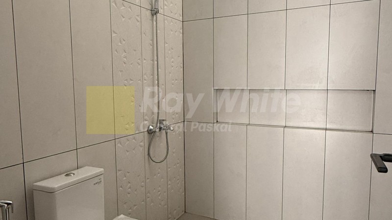 Rumah di Cluster Nilapadmi Kota Baru Parahyangan