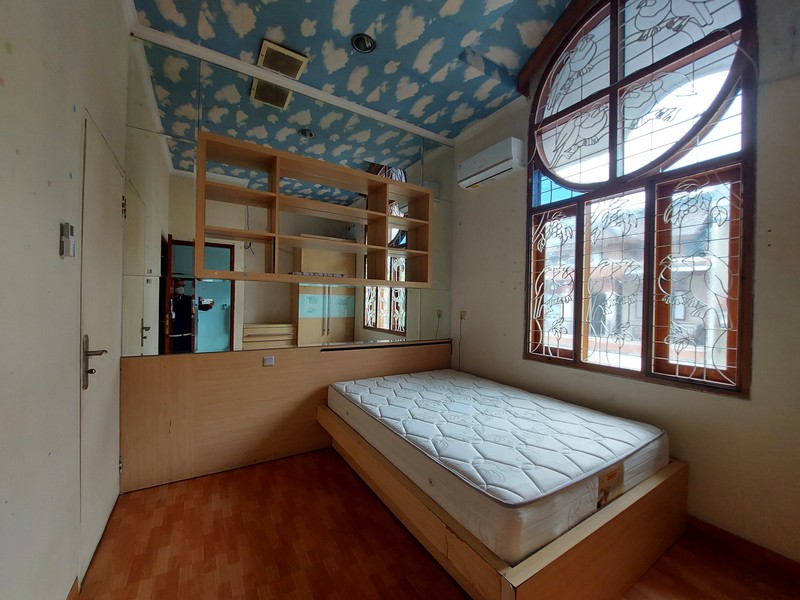 Rumah hoek 2 lantai 4 kamar, 3 WC di Taman Sunter Agung 2, Papanggo