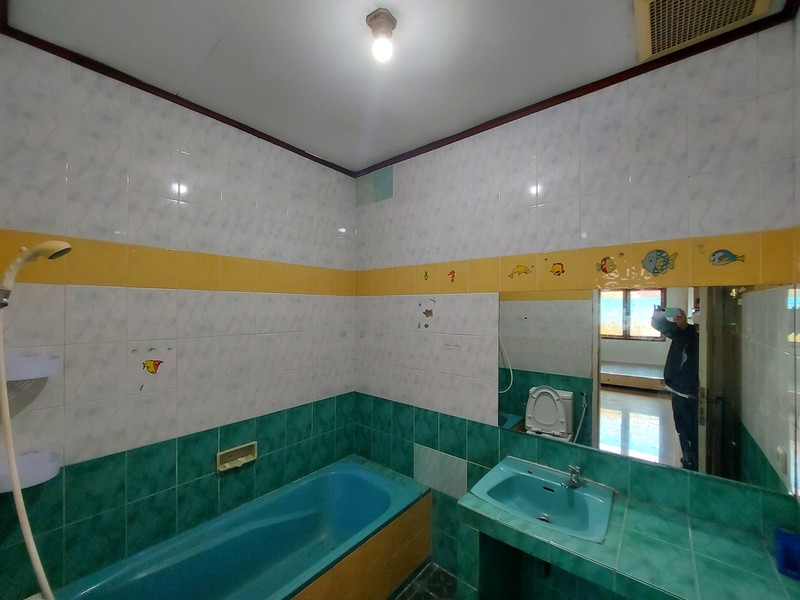 Rumah hoek 2 lantai 4 kamar, 3 WC di Taman Sunter Agung 2, Papanggo