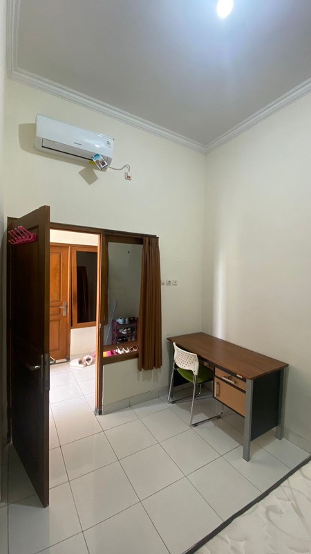 Kost Lengkap Dengan Furniture Di Dekat Kampus Uii Jl Kaliurang Km 13,5