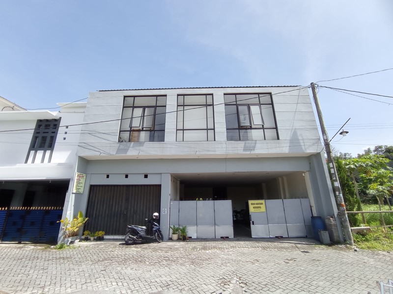 Kost Lengkap Dengan Furniture Di Dekat Kampus Uii Jl Kaliurang Km 13,5