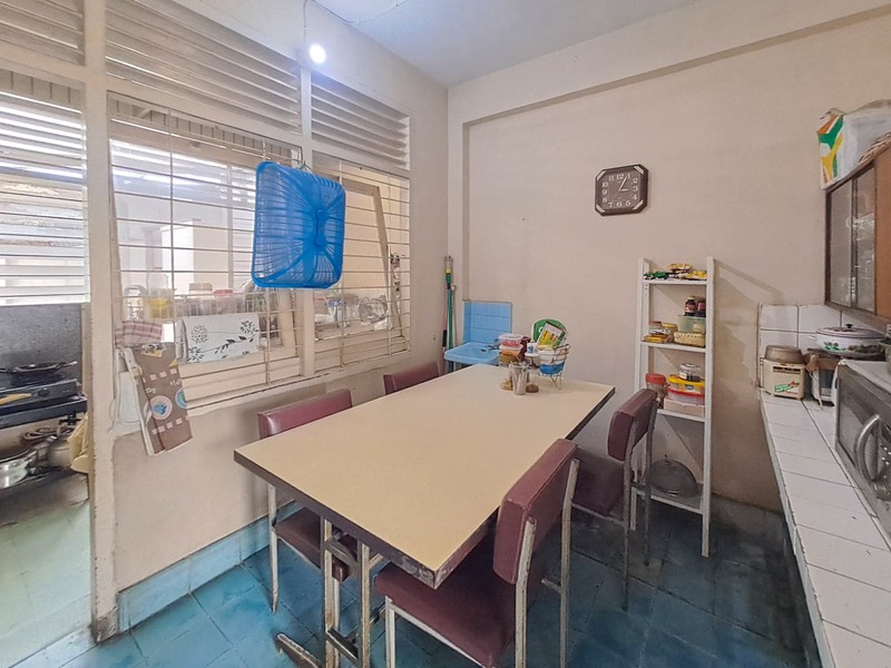 Rumah klasik di Bandung Wetan dekat Dago Juanda, Riau, Cihampelas