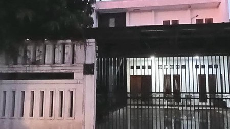 Rumah Bagus, 2 Lantai, Lokasi strategis di Pesanggrahan