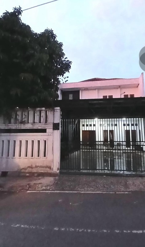 Rumah Bagus, 2 Lantai, Lokasi strategis di Pesanggrahan