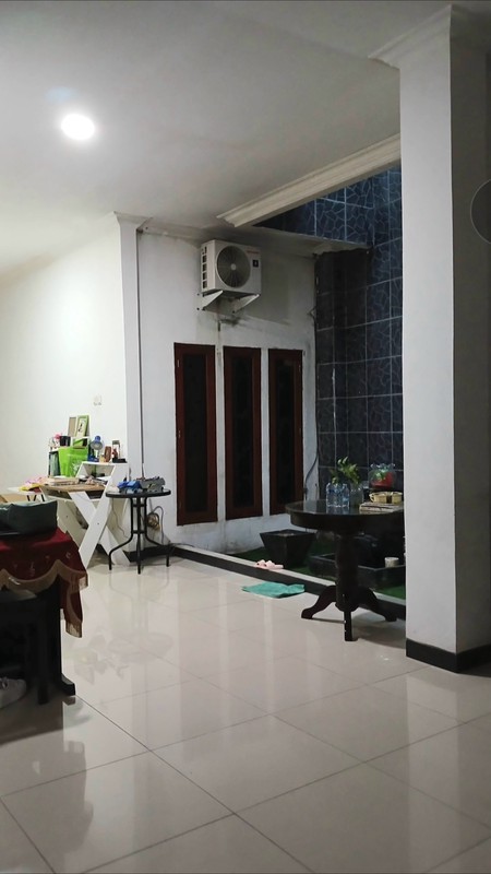 Rumah Bagus, 2 Lantai, Lokasi strategis di Pesanggrahan