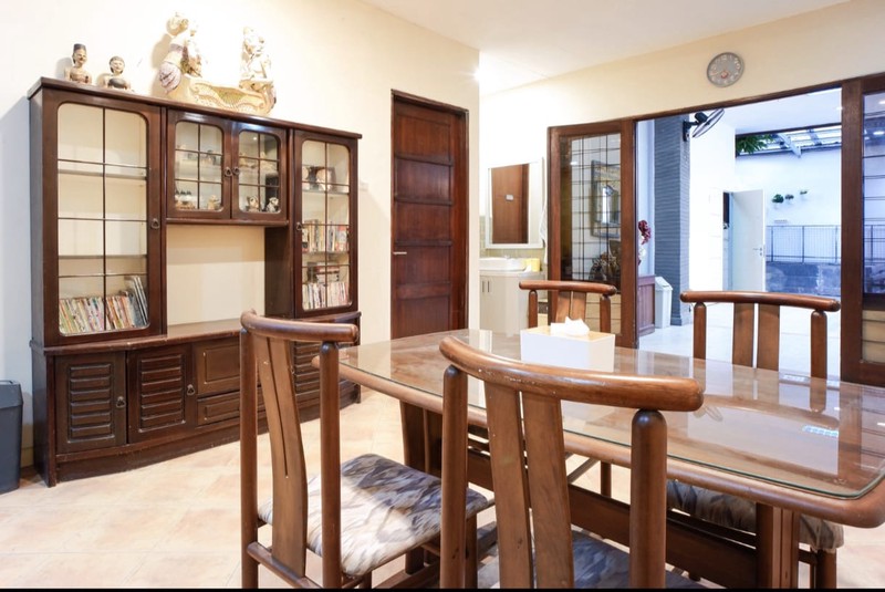 Dijual 325 m2 Rumah Kos kost-an Medokan Asri Tengah - Medokan Ayu - Rungkut Surabaya Timur - Row Jalan 3 Mobil dekat UPN, MERR