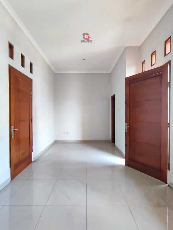 Di jual Rumah hitung tanah di Jl Masjid Al-Baido dkt psr Ciledug