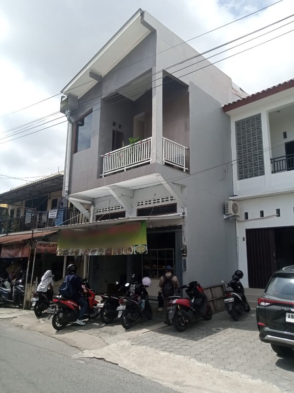 Jual Cepat Rumah & Kos  16 Kamar di Belakang UIN, Caturtunggal, Depok, Sleman