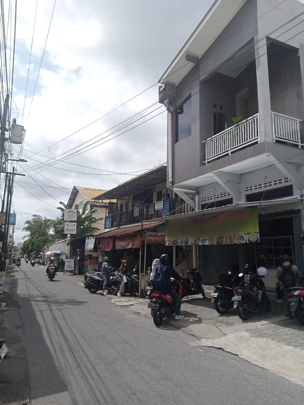 Jual Cepat Rumah & Kos  16 Kamar di Belakang UIN, Caturtunggal, Depok, Sleman