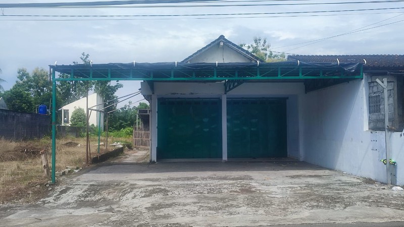 Disewakan Ruang Usaha Strategis di Jl. Kabupaten KM 1, Nogotirto, Gamping, Sleman 